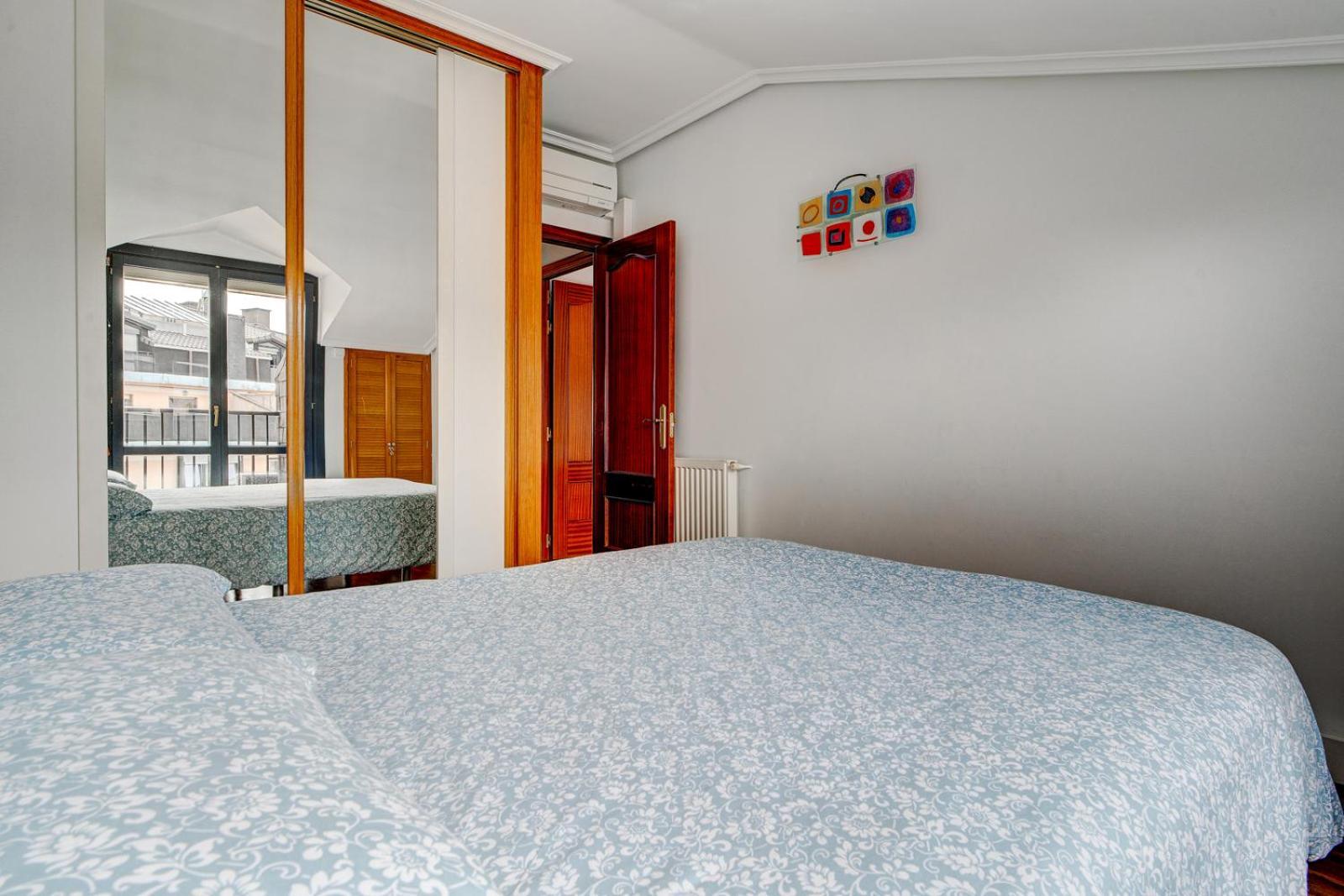 شقة Luminoso Atico Con Terraza, Irun, Parking, 4Pax المظهر الخارجي الصورة